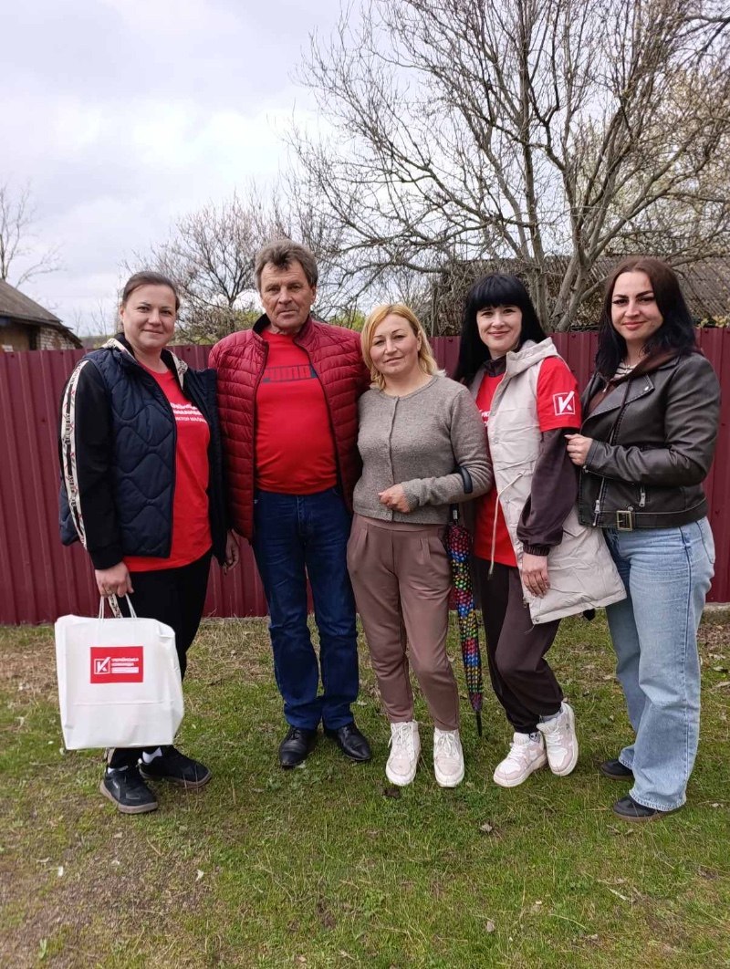 Волонтери «Української команди» відвідали Кидрасівку з гуманітарною допомогою