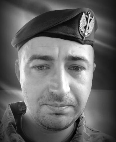 Вінниця у жалобі – місто прощається із Героєм Олексієм Толмачовим