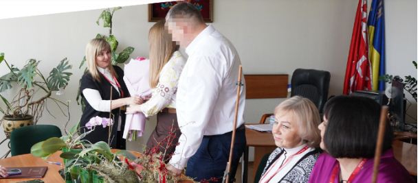 У Вінниці чотирірчну дівчинку влaштувaли до прийомної родини