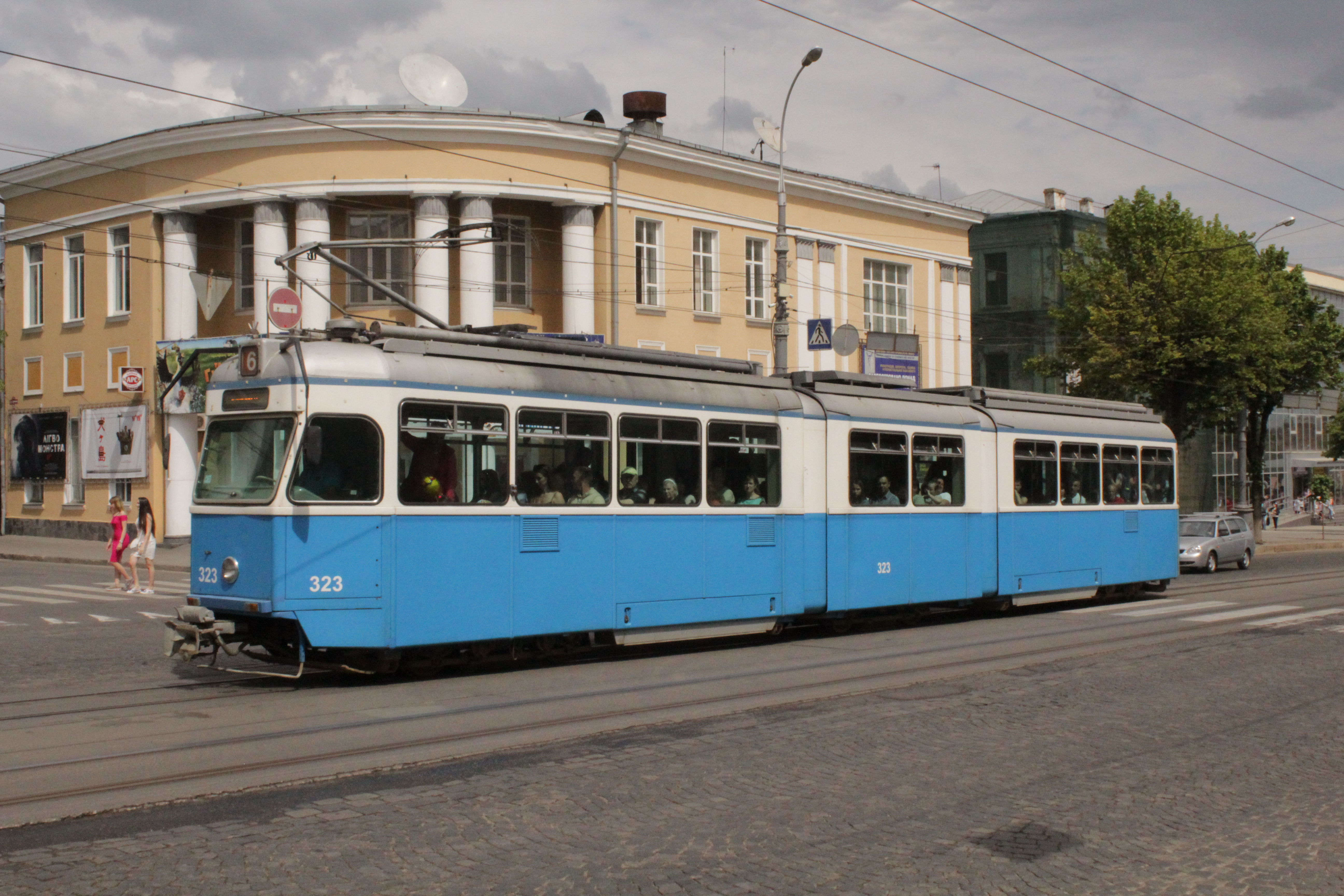 Вінниця отримала ще 3 нових вагонів трамваїв зі Швейцарії