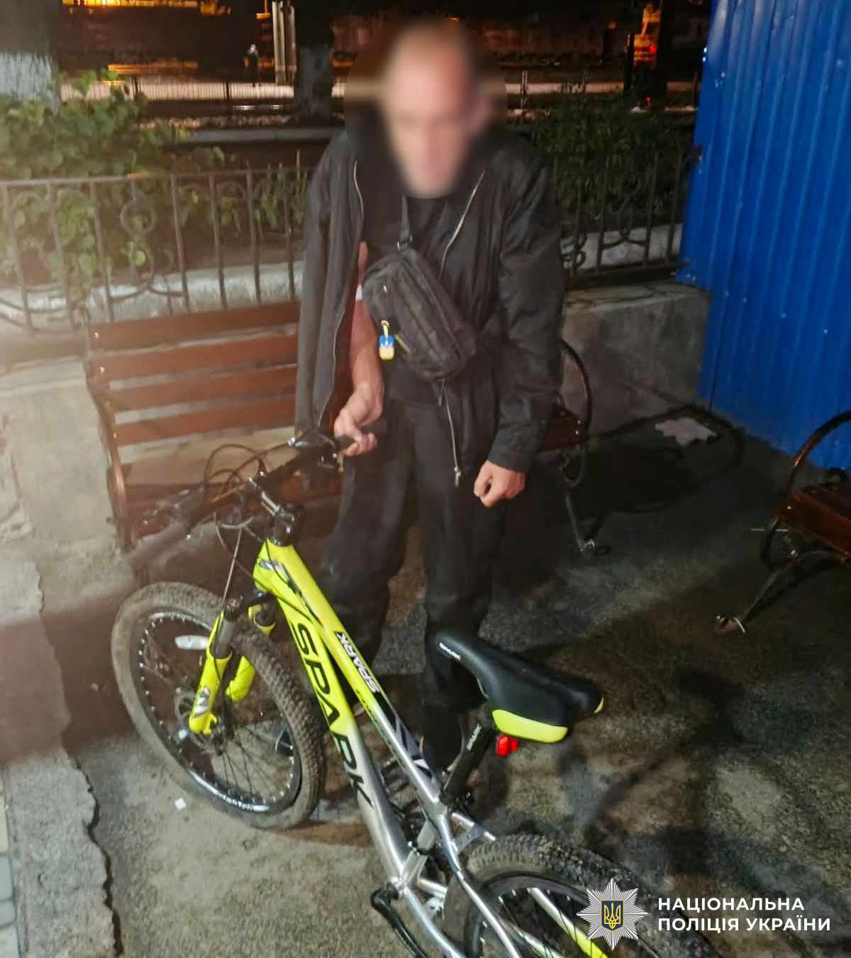 Велосипед викрали з під’їзду, але далеко не поїхали: на Тульчинщині затримали підозрюваного