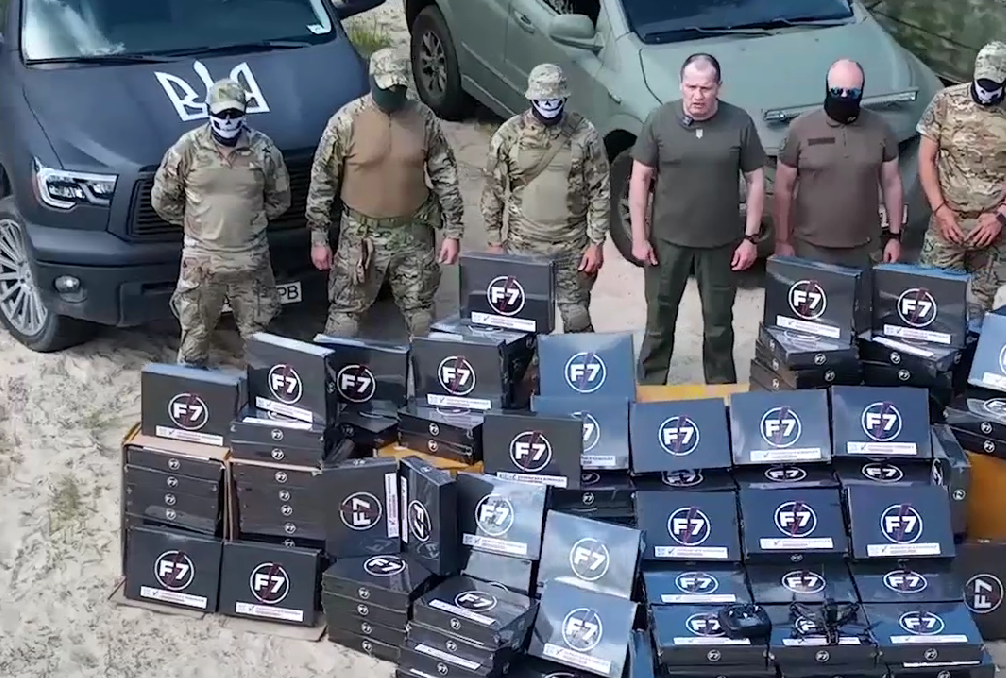 275 дронів, 1150 бандерпечей – «Українська команда» надала допомоги військовим та цивільним на чверть мільярда гривень 