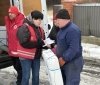 Мешканці Вінничани, будинки яких постраждали через ворожу атаку, отримали екстренну допомогу