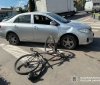 Вінничанина, який рухався по велосипедній доріжці, збила автівка