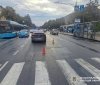 Вінничанка перебігала дорогу на червоне світло та потрапила під колеса авто