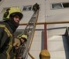 На Київщині ворог атакував склад - рятувальники надали допомогу постраждалим, продовжується пошукова операція