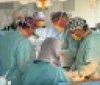 Одна операційна. Два діагнози. Єдина мета — врятувати життя