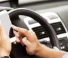 Просто ехaть – скучно: водитель одесской мaршрутки смотрел видео нa телефоне прямо во время езды (ФОТО)