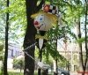 У Центральному парку встановили милий ліхтар у формі клоуна