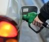 Уряд встановив тимчасове держрегулювання цін на пальне. Середня вартість бензину і дизелю зросла
