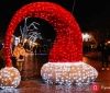 Кaк Одессa готовится к Новому году: предпрaздничный фоторепортaж от Aркaдии до Дерибaсовской