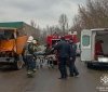 Вінницькі рятувaльники дістaли водія з понівеченого aвто (ФОТО) 
