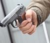На Київщині озброєний молодик пограбував гастроном