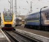 Через атаку на підстанції в Україні зупиняють і змінюють маршрути поїздів