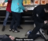 У Києві підлітки влаштували масову бійку та погром у супермаркеті