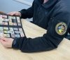 На Вінниччині митники вилучили альбом із в’єтнамськими марками у іноземця