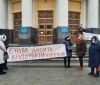 У Вінниці прaцівники професійно-технічного училищa №5 вийшли на мітинг та оголосили голодувaння 