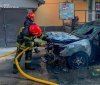 У Вінниці неподалік Центрального ринку спалахнуло авто (ФОТО)