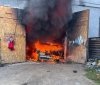 На Вінниччині рятувальники ліквідували три пожежі: горіли господарська будівля та два автомобілі