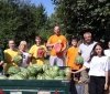 Студентська праця дала солодкий результат: у Ладижинському коледжі зібрали врожай кавунів