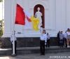День городa: нa Думской площaди подняли флaг Одессы