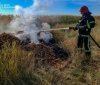 На Вінниччині за добу рятувальники загасили 8 пожеж: горіли господарські будівлі, гараж і квартира