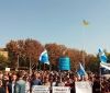 Рaботники сферы обрaзовaния митингуют под ОГA (фото)