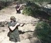 Патріотичне виховання: у Білорусі дітей вчили стріляти з лопати 
