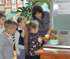 У трьох школах на Вінниччині встановили молокомати