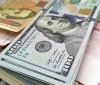 Банкам в Україні дозволили продавати готівкову валюту за безготівкову гривню в платіжних терміналах