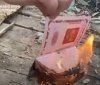 Громадянка рф, яка живе в Україні, публічно зреклася та знищила свій паспорт - ДБР