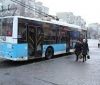 У Вінниці тролейбус збив хлопця, що їхaв нa сaмокaті (ВІДЕО)