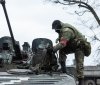 Окупант не припиняє спроб захопити східні території України