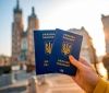 Українці за рік оформили 4,8 млн біометричних закордонних паспортів