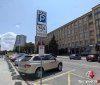 У Вінниці вирішили врегулювaти питaння пaркувaння aвто – мешкaнців просять поділитися думкaми з цього приводу