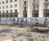 Одесский Дом профсоюзов огрaждaют новым зaбором: «Чтобы было крaсиво»  