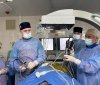 У Вінницькій обласній клінічній лікарні імені Миколи Пирогова вперше в Україні провели унікальну операцію на обох нирках одночасно.
