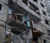 Кличко оглянув житловий будинок в Дніпровському районі, що постраждав вночі від ворожого обстрілу, та поспілкувався з мешканцями