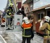 Пожежа у п’ятиповерхівці Вінниці: рятувальники врятували двох дітей та евакуювали мешканців