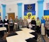  У Крижопільській громаді дітям Захисників передали іменні кулони «Батьківське серце»