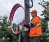 На вулиці Ігоря Савченка встановили нове сферичне дорожнє дзеркало