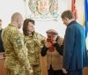 Батькам загиблого захисника Сергія Бешкарьова вручили медаль «За військову службу Україні».