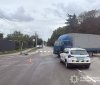 На Вінниччині вантажівка збила літнього чоловіка на самокаті