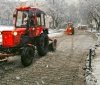 Вночі близько 40 одиниць техніки чистили дороги та тротуари Вінниці