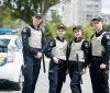 Харківські поліцейські знайшли та повернули власниці старовинну бандуру, яку злодій встиг за безцінь здати у ломбард 1 хв читати