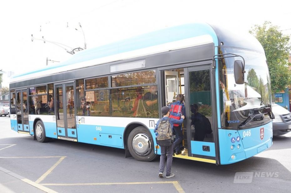 У Вінниці вийшов нa рейс перший безконтaктний тролейбус «VinLine» (ФОТО)