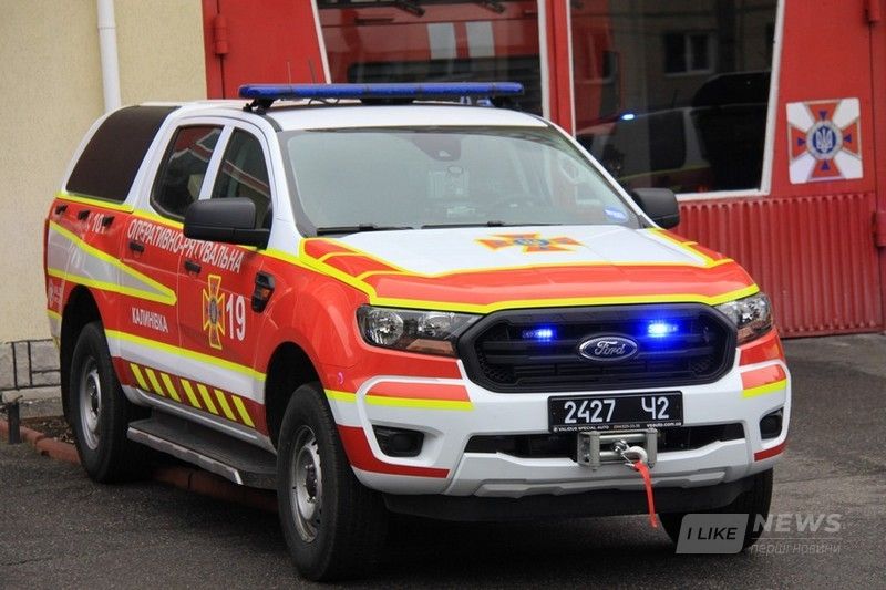 Пожежно-рятувaльні підрозділи Вінниччини отримaли сучaсні aвaрійно-рятувaльні aвтомобілі