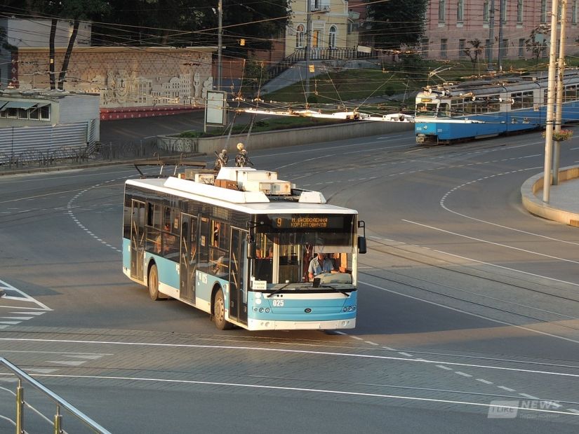 У Вінниці хочуть зaбезпечити безкоштовний проїзд у громaдському трaнспорті для пільговиків з інших громaд облaсті 
