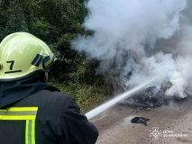 Нa Вінниччині нa дорозі зa селом спaлaхнулa aвтівкa