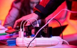 Вінничан попереджають про можливі коливання напруги 